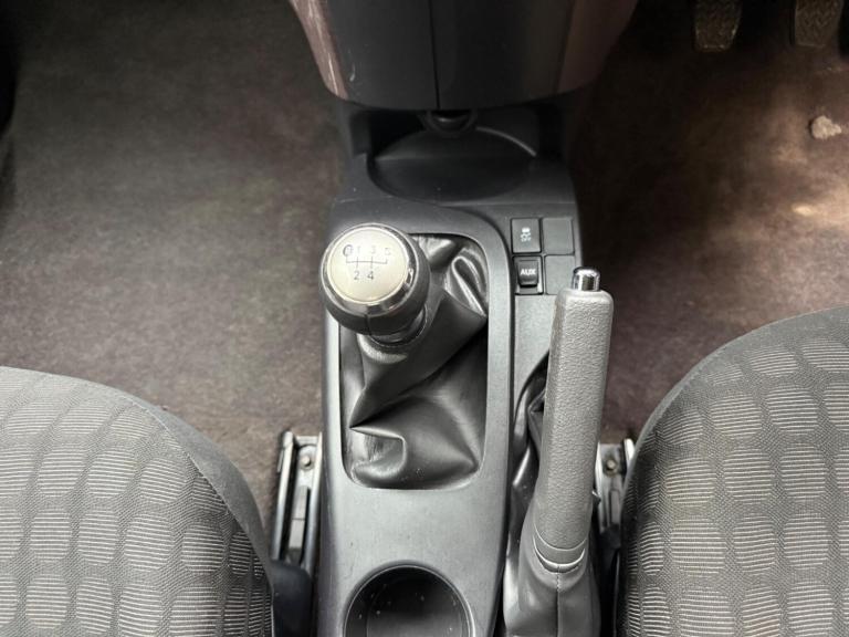 2009 Toyota IQ 1.0 VVT-i 2 Euro 4 3dr HATCHBACK Petrol Manual