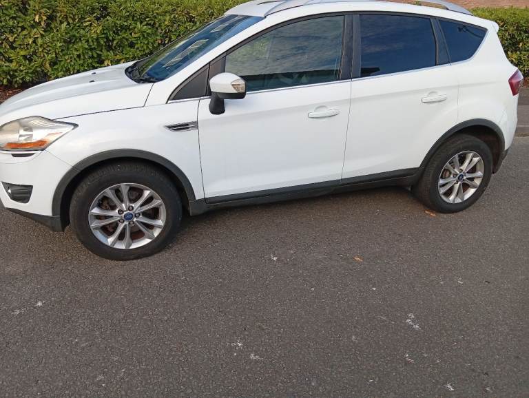 Ford, KUGA, Estate, 2013, Manual, 1997 (cc), 5 doors