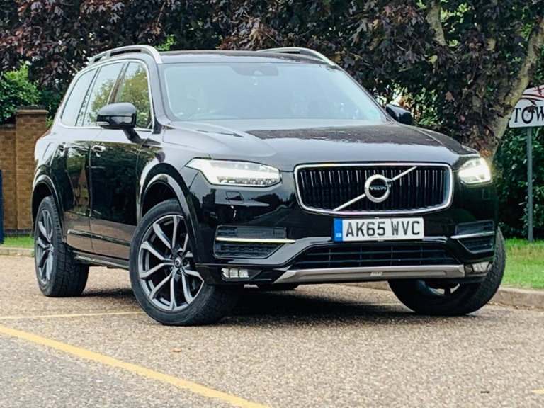 Volvo XC90 2.0 D5 Momentum Geartronic 4WD Euro 6 (s/s) 5dr Diesel Automatic
