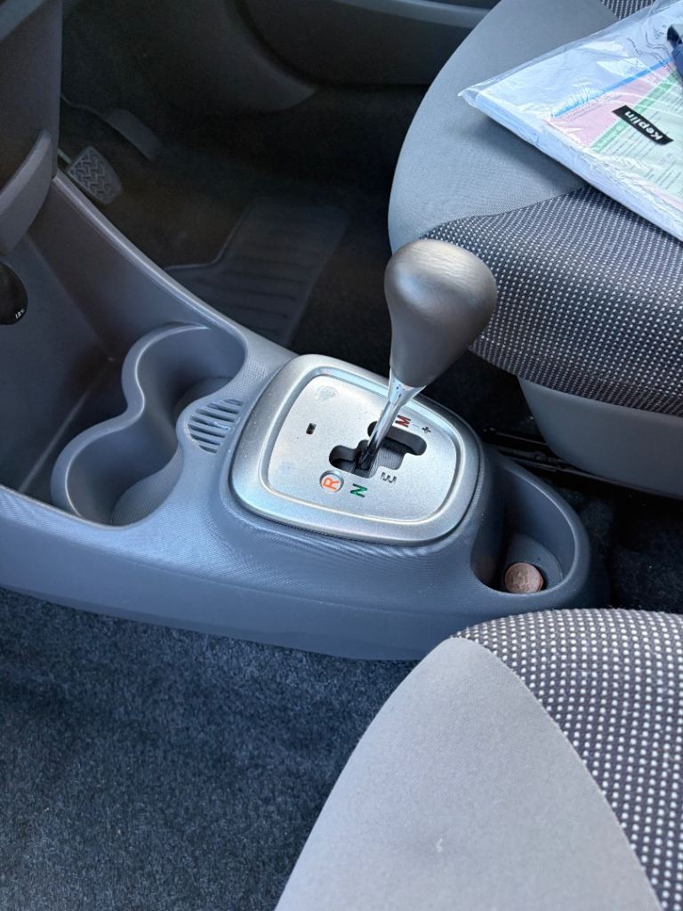 Peugeot, 107, 3 Door Automatic. FSH - Excellent Condition - £20 Road Tax