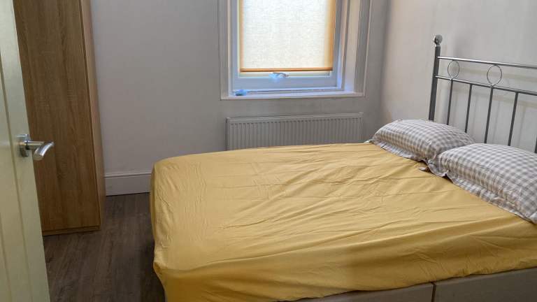 Double bedroom to let
