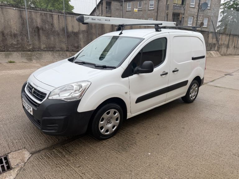2017 67 PEUGEOT PARTNER