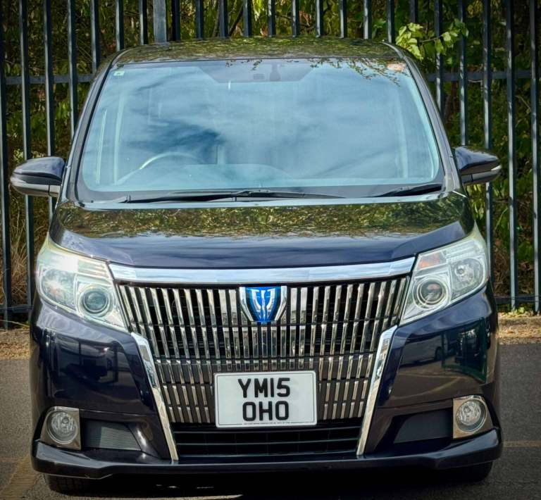 2015 Toyota Esquire 1.8 Hybrid Xi Edition MPV Hybrid Automatic