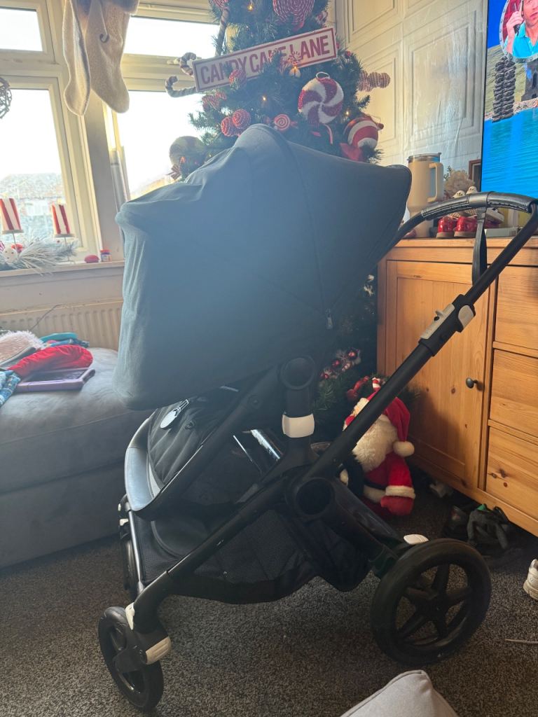 Bugaboo fox 3 travel system 