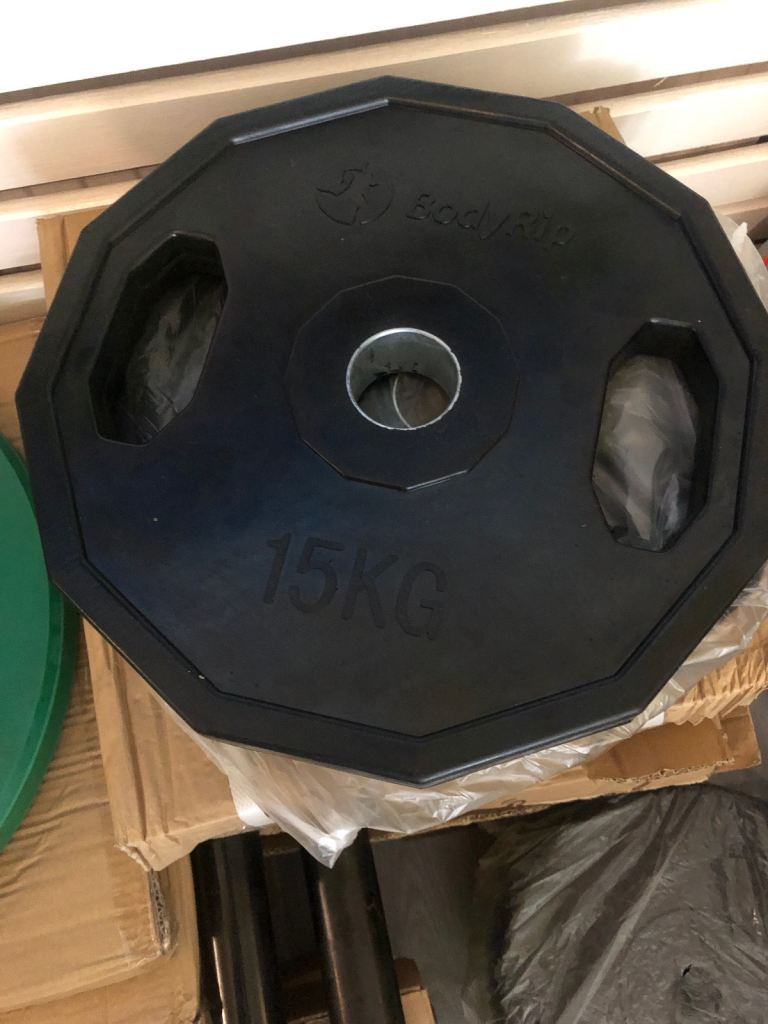 Weights pair 15kg plates new in box 