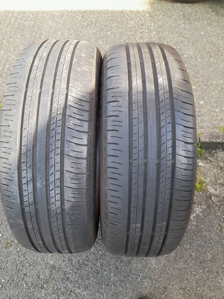 Pair of Dunlop 225 60 18 Tyres in West London Area