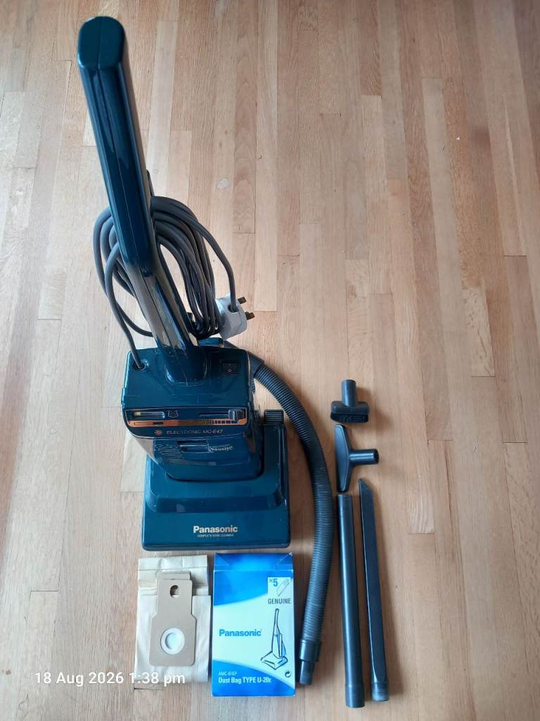 Vacuum Cleaner Panasonic Upright with Attachments