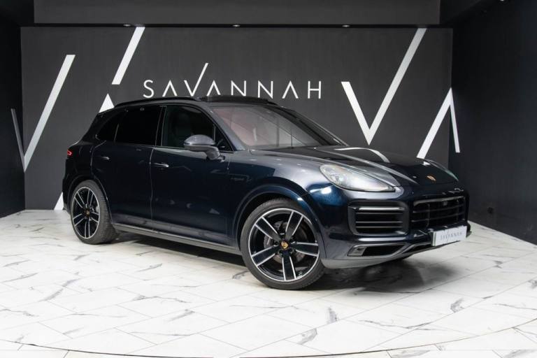 2023 Porsche Cayenne 3.0 V6 E-Hybrid 17.9kWh Platinum Edition SUV 5dr Petrol Plug-in Hybrid Tipt ...