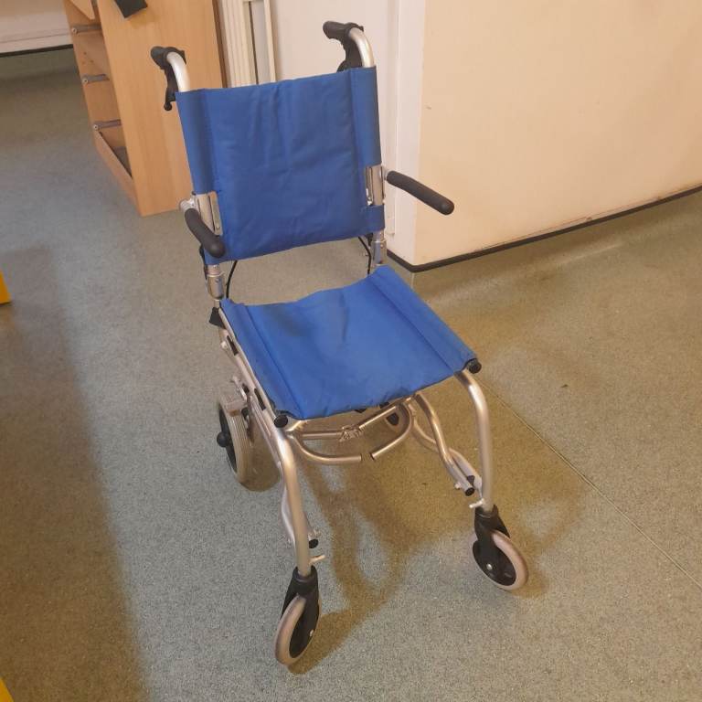 Wheelchair ultralight ultra portable 