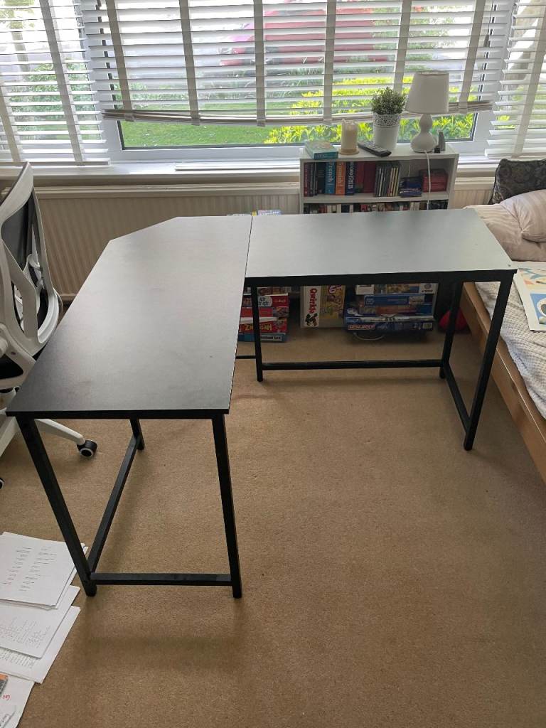 Corner Table for computer/gaming