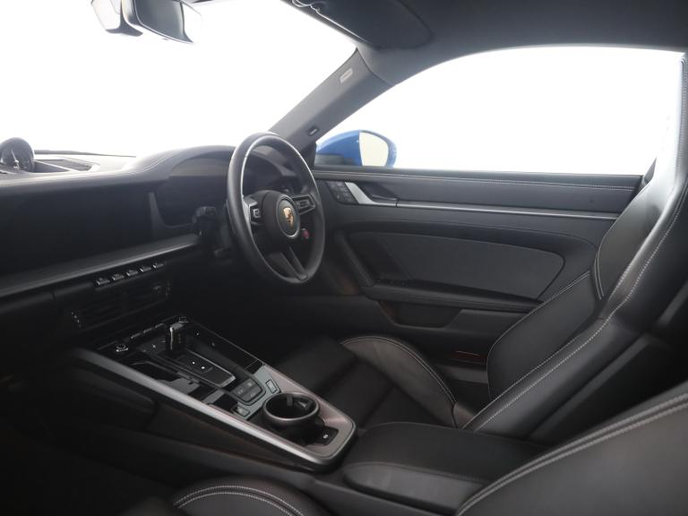 2024 Porsche 911 3.0T 992 Carrera Coupe 2dr Petrol PDK Euro 6 (s/s) (394 ps)
