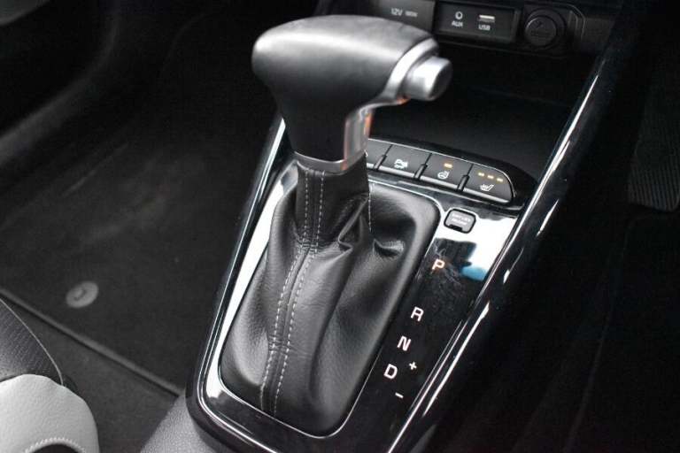 2019 Kia Stonic 1.0 T Gdi 4 Suv 5dr Petrol Dct Euro 6 (s/s) (118 Bhp) HATCHBACK Petrol Automatic