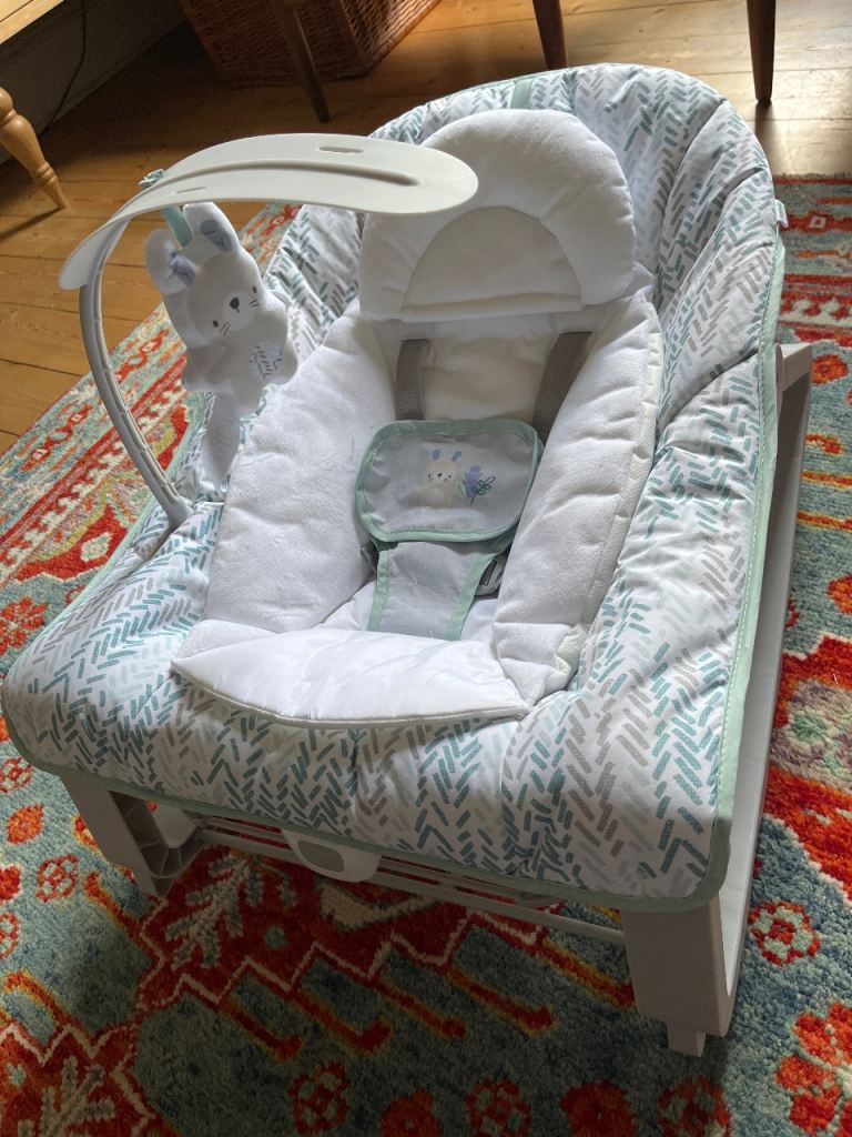 New Baby bouncer 