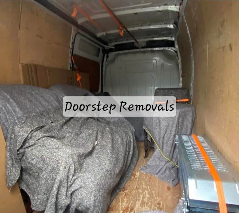REMOVAL MAN & VAN AND CLEARANCE SERVICE NEAR YOU | SAME DAY | LONDON AND BEYOND