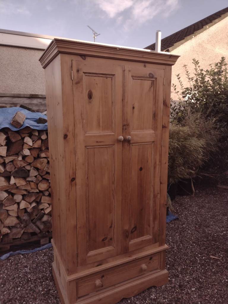 Large Mexican Pine wardrobe 