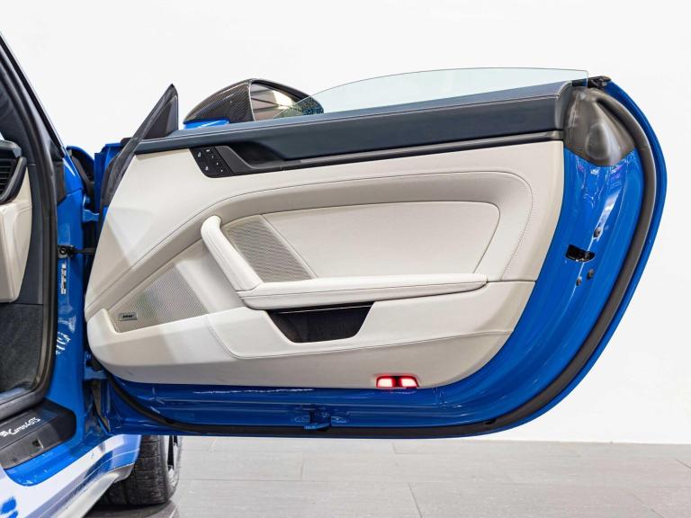 2024 Porsche 911 GTS t-Hybrid 2dr PDK COUPE PETROL/ELECTRIC Automatic