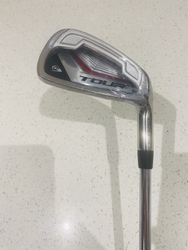 * BRAND NEW *  DUNLOP TOUR RED  MENS 5 IRON.  R/H