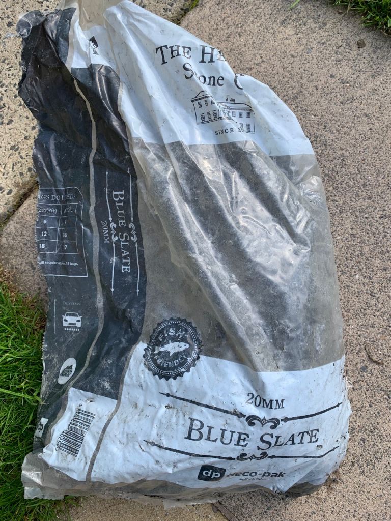 20mm Blue Slate Chippings –  For garden paths, borders, or decorative features.