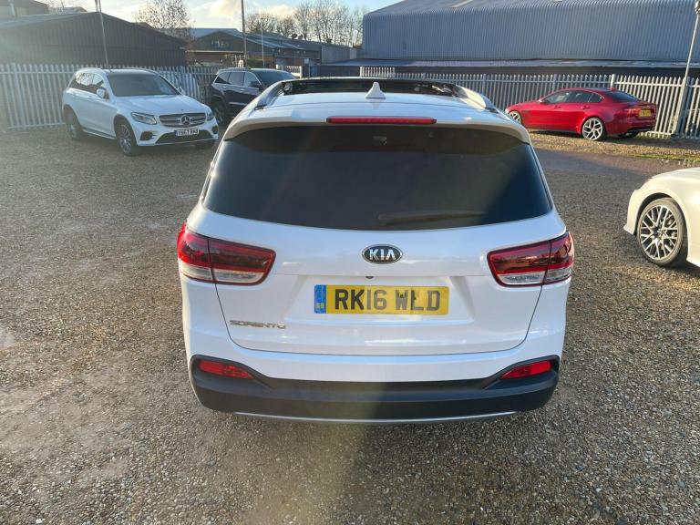 2016 Kia Sorento 2.2 CRDi KX-4 Auto AWD Euro 6 5dr ESTATE Diesel Automatic