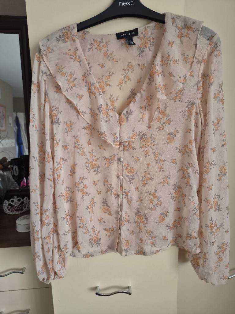 New Look Floral Blouse – Size 10, Lovely Condition
