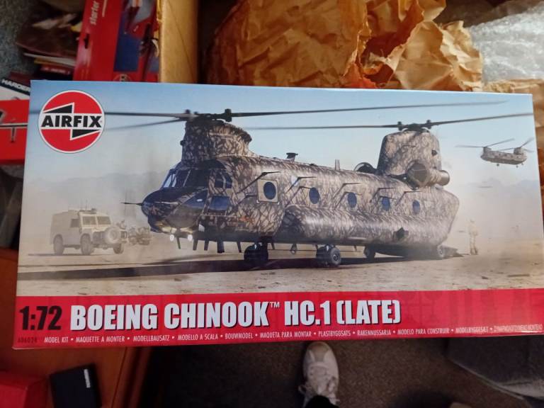 Airfix kit - Boeing Chinook HC.1 (late) - brand new in box