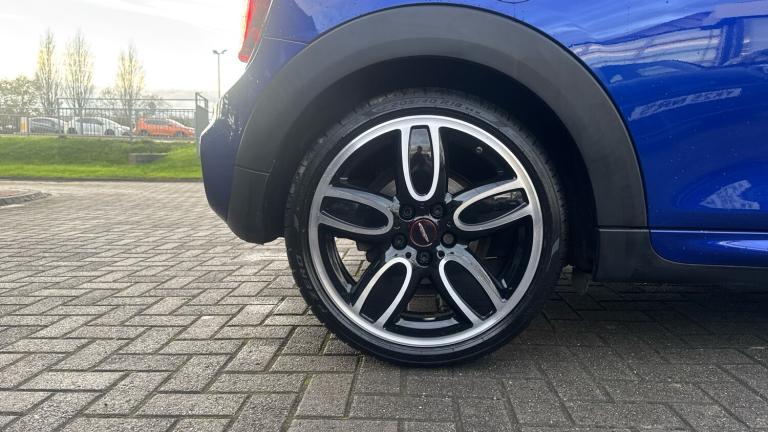 2019 MINI Hatch 2.0 Cooper S Sport II 3dr Petrol Hatchback Hatchback Petrol Manual