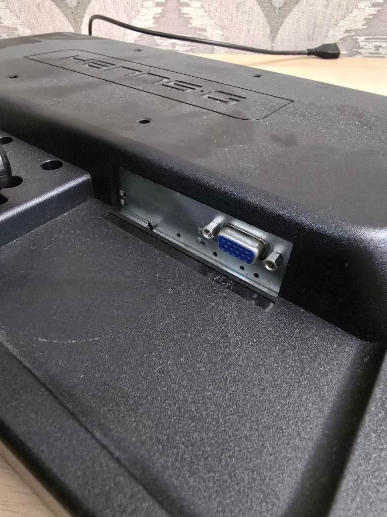 27" AND 20" MONITOR FOR SALE