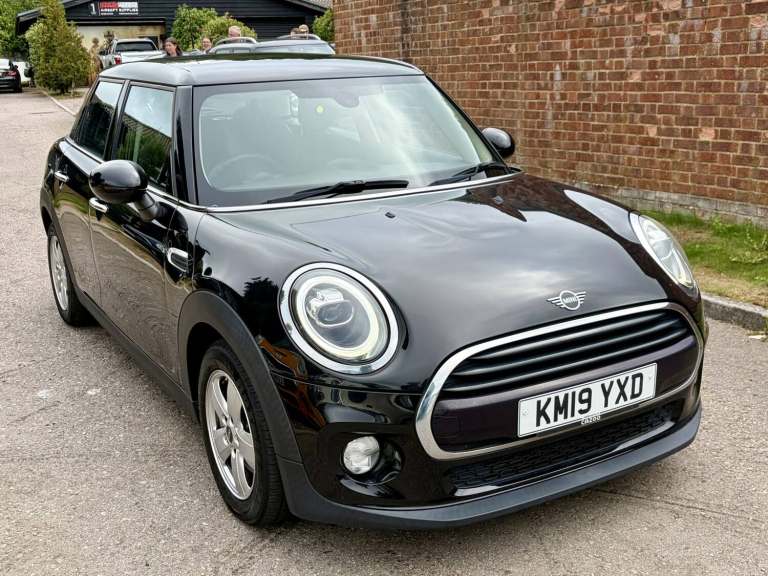 MINI HATCH 1.5 5-Door Hatch Cooper Classic 2019