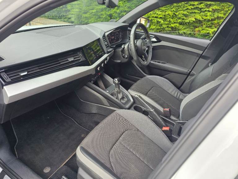 ★AUDI A1 S-LINE ★26K MILES! ●AUTOMATIC● 1.0 PETROL, TURBO, IDEAL 1ST CAR LIKE VW POLO SEAT IBIZA 