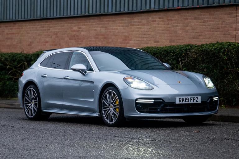 2019 Porsche Panamera Turbo Sport Turismo