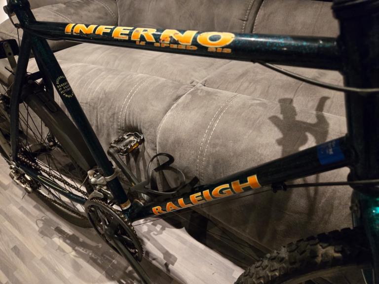 Rayleigh inferno Bike