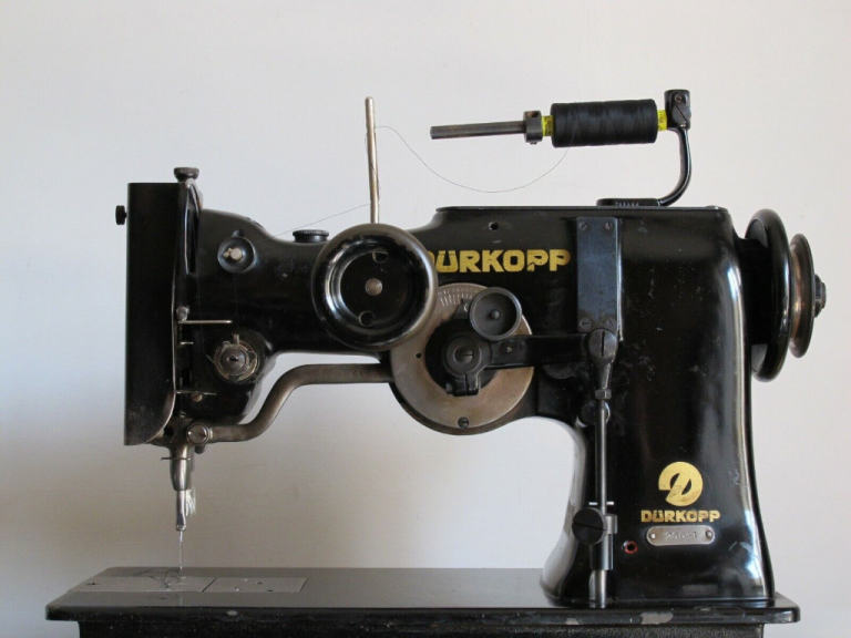 Irish Embroidery Machine Durkopp 255-1 Freehand Singer 107w102