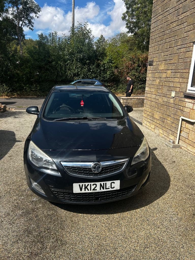 Vauxhall, ASTRA, Hatchback, 2012, Manual, 1598 (cc), 5 doors