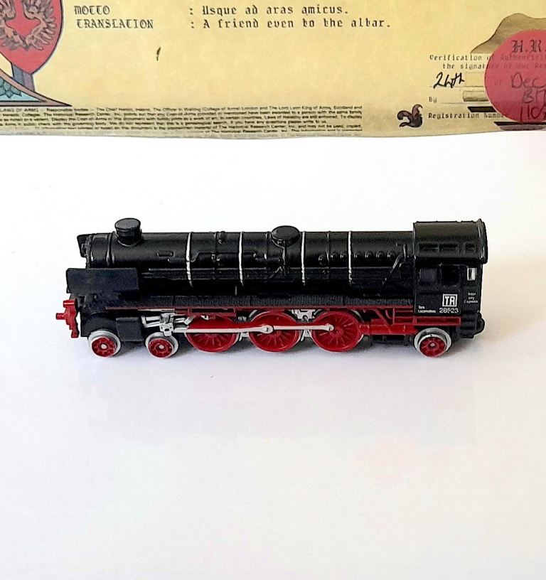 MODEL LOCOMOTIVE - REALTOY INTER CITY BLACK - VERY GOOD